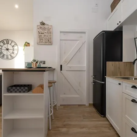 House - 1 Bedroom - 60242 * Lira (A Coruna)