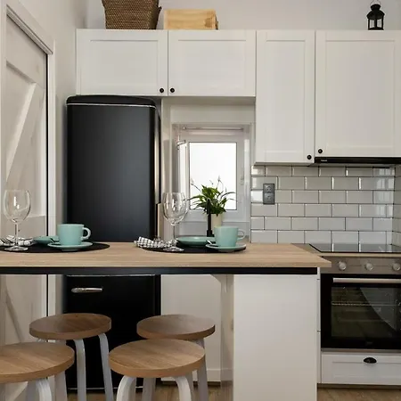 Holiday home House - 1 Bedroom - 60242 *